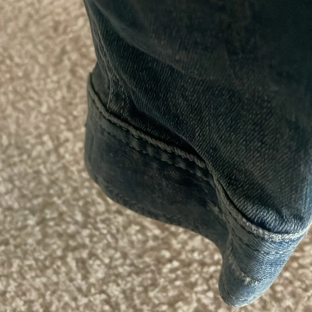 Jean jacket - Picture 4 of 7